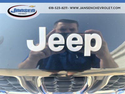 2025 Jeep Grand Cherokee Laredo 4x4
