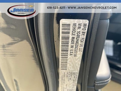 2025 Jeep Grand Cherokee Laredo 4x4