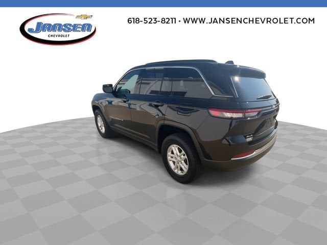 2025 Jeep Grand Cherokee Laredo 4x4