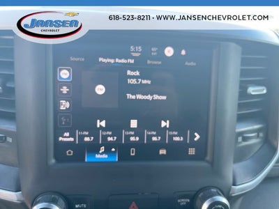 2023 RAM 1500 Big Horn Crew Cab 4x4 5'7" Box