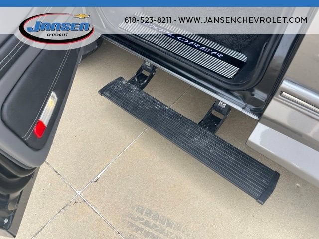 2021 Chevrolet Express Passenger 2500 LS