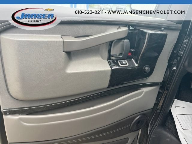 2021 Chevrolet Express Passenger 2500 LS