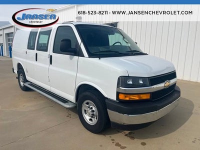 2025 Chevrolet Express Cargo WT