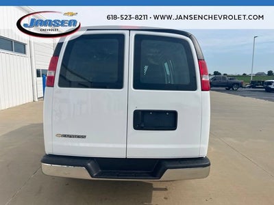 2025 Chevrolet Express Cargo WT