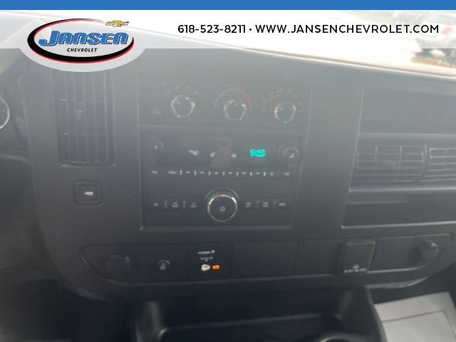 2025 Chevrolet Express Cargo WT