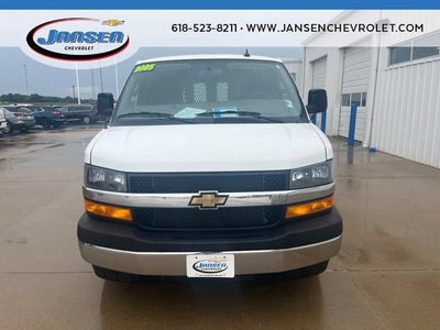 2025 Chevrolet Express Cargo WT