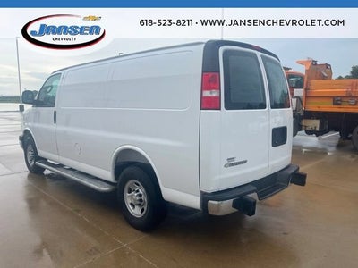 2025 Chevrolet Express Cargo WT
