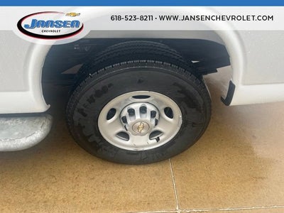 2025 Chevrolet Express Cargo WT