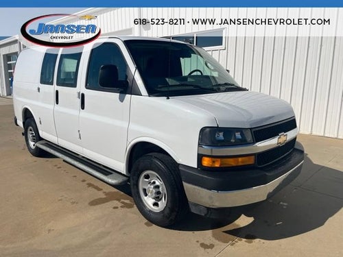 2025 Chevrolet Express Cargo WT