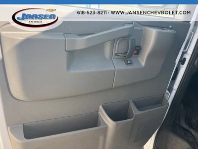 2025 Chevrolet Express Cargo WT