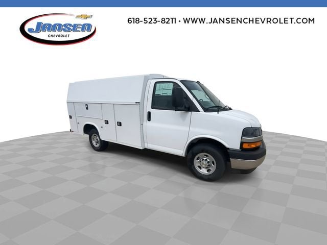 2026 Chevrolet Express Cutaway 3500 1WT