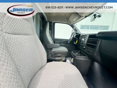 2026 Chevrolet Express Cutaway 3500 1WT