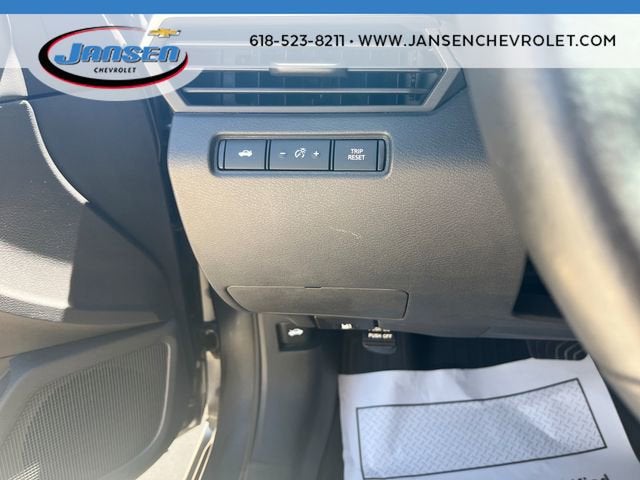 2022 Nissan Altima SR FWD