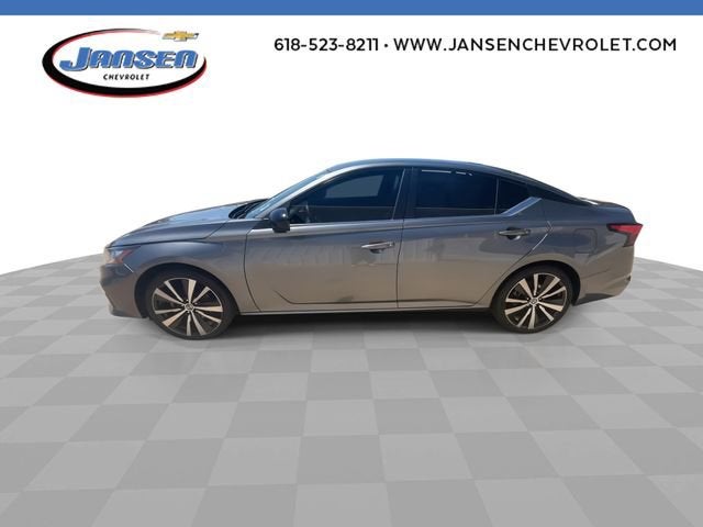 2022 Nissan Altima SR FWD
