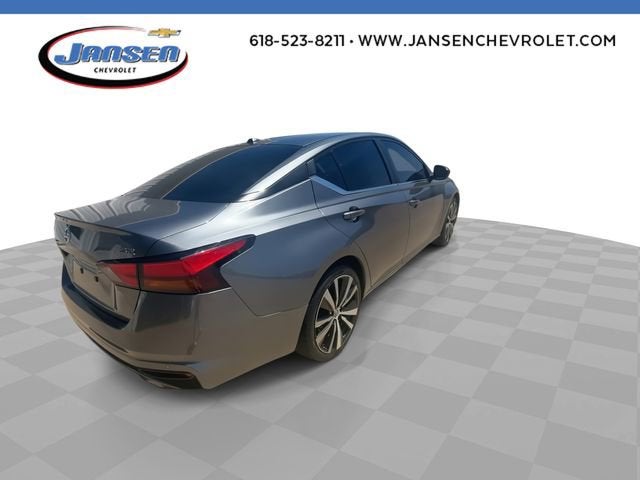 2022 Nissan Altima SR FWD