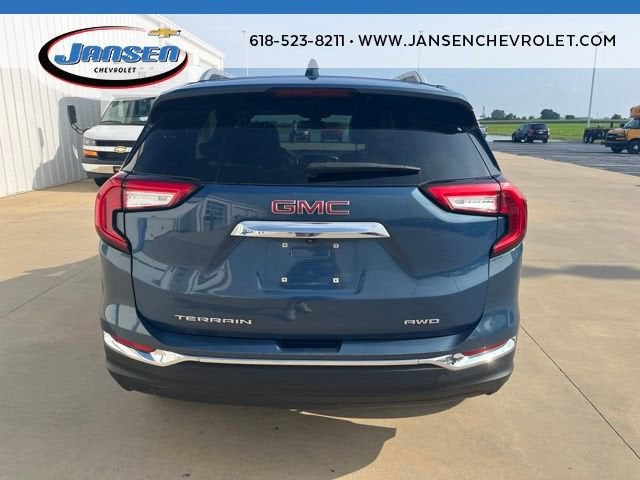 2024 GMC Terrain SLT