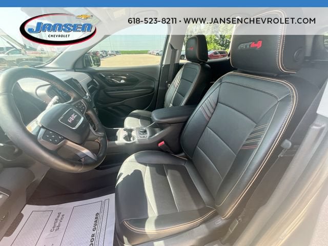 2023 GMC Terrain AT4