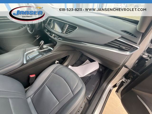 2020 Buick Enclave Essence