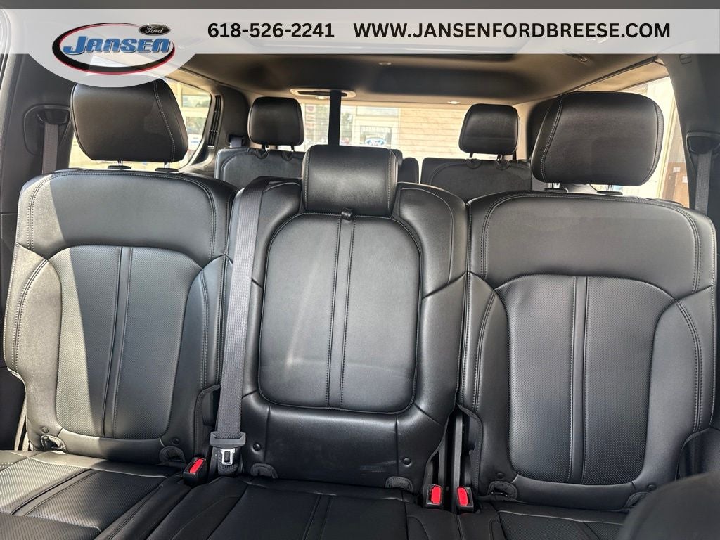 2024 Jeep Wagoneer Base