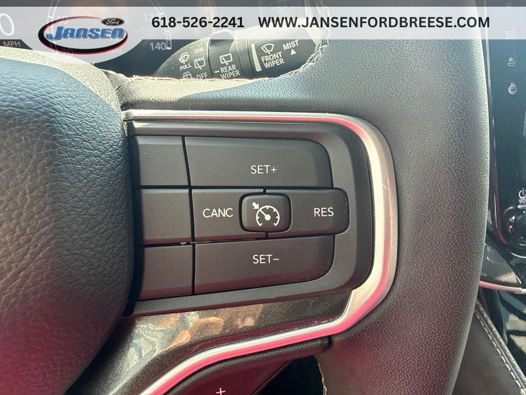 2024 Jeep Wagoneer Base