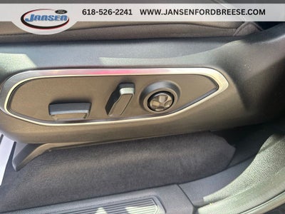 2024 Jeep Wagoneer Base