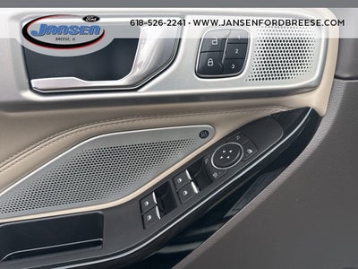 2022 Ford Explorer Platinum