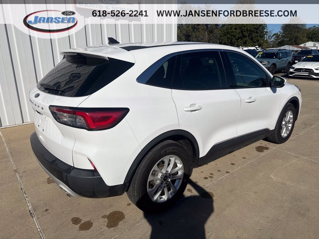 2021 Ford Escape SE