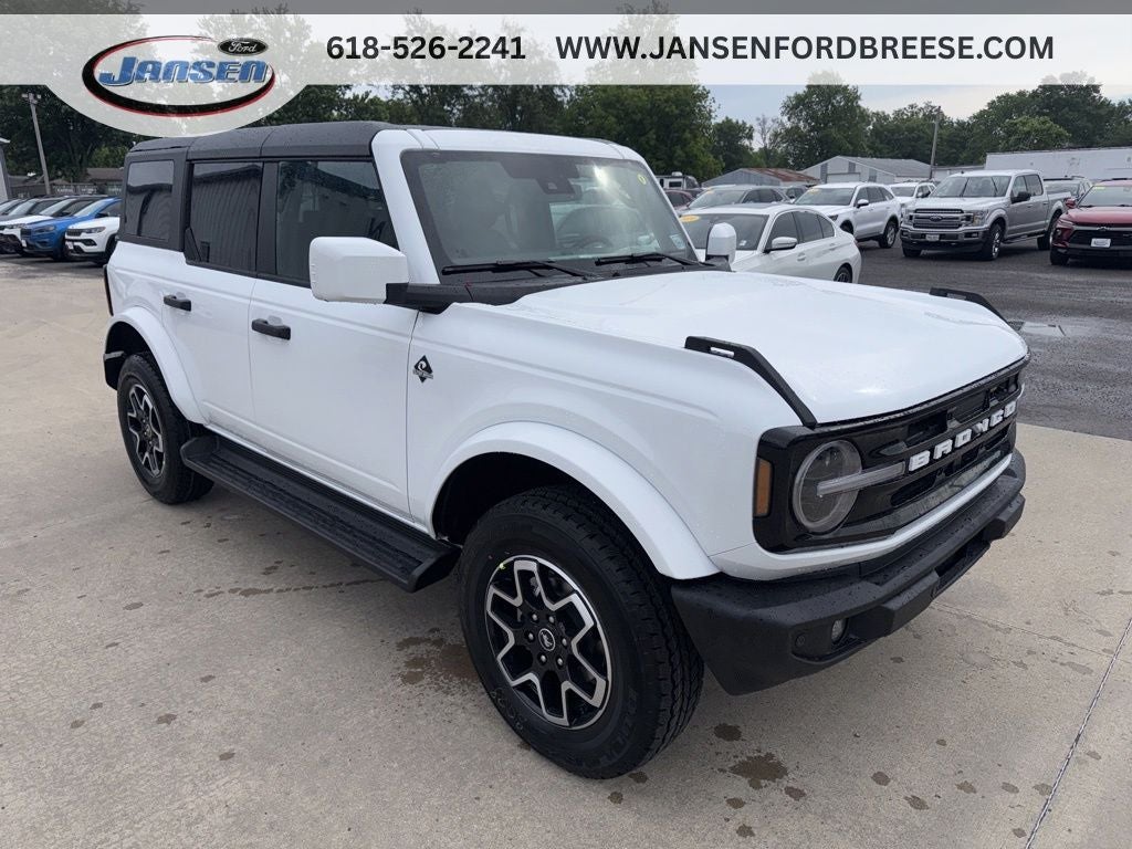 2026 Ford Bronco Outer Banks