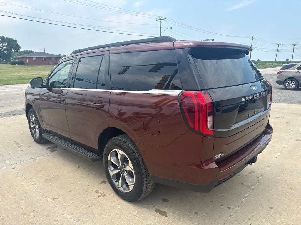 2027 Ford Expedition Active