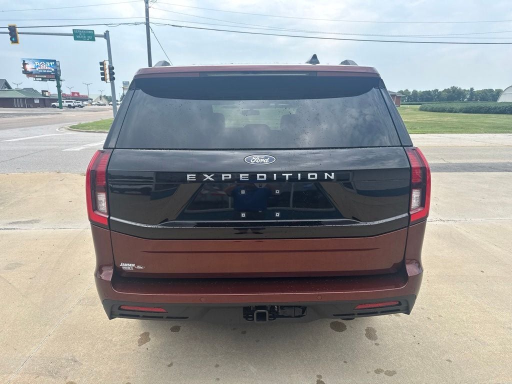 2027 Ford Expedition Active