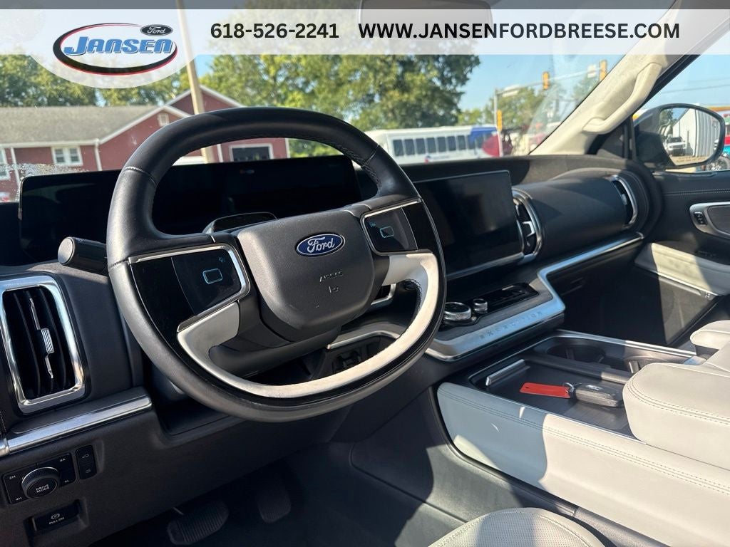2025 Ford Expedition Platinum