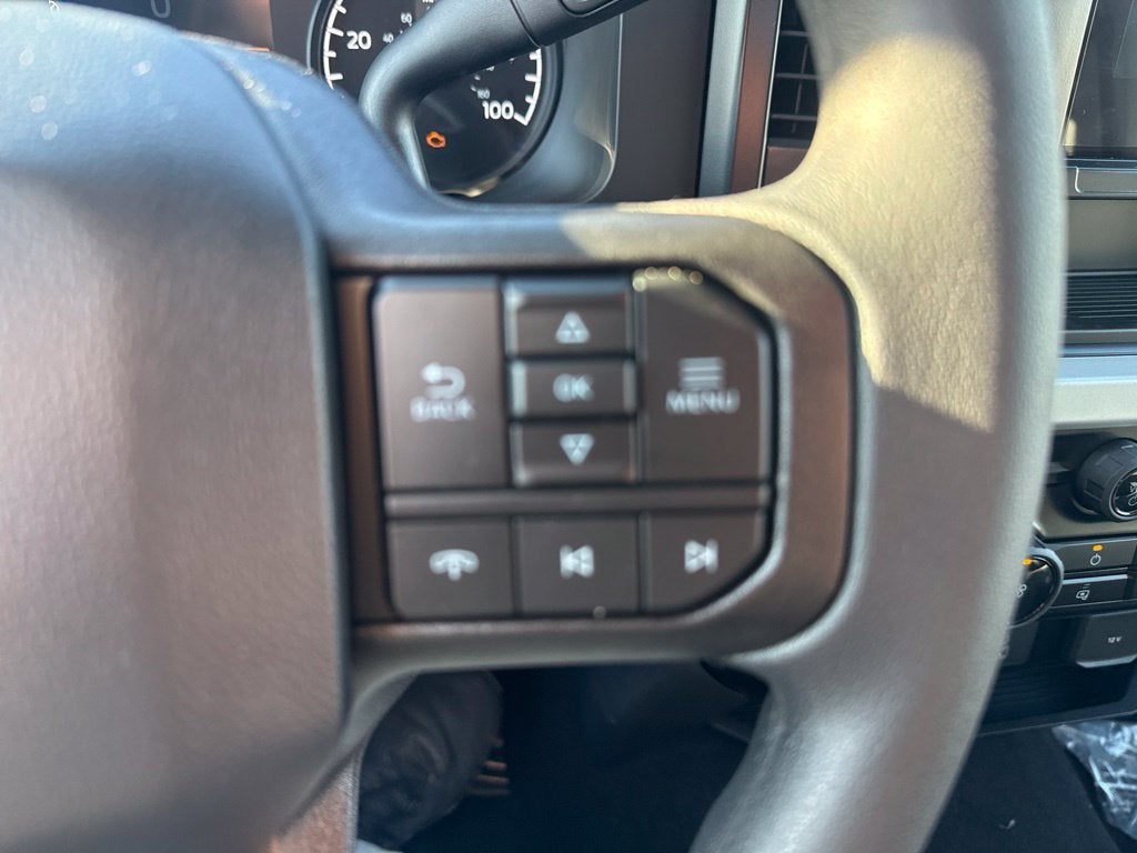 2027 Ford F-250SD XLT
