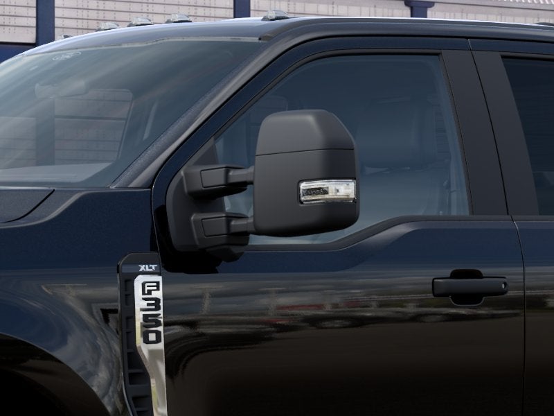 2027 Ford F-350SD XLT