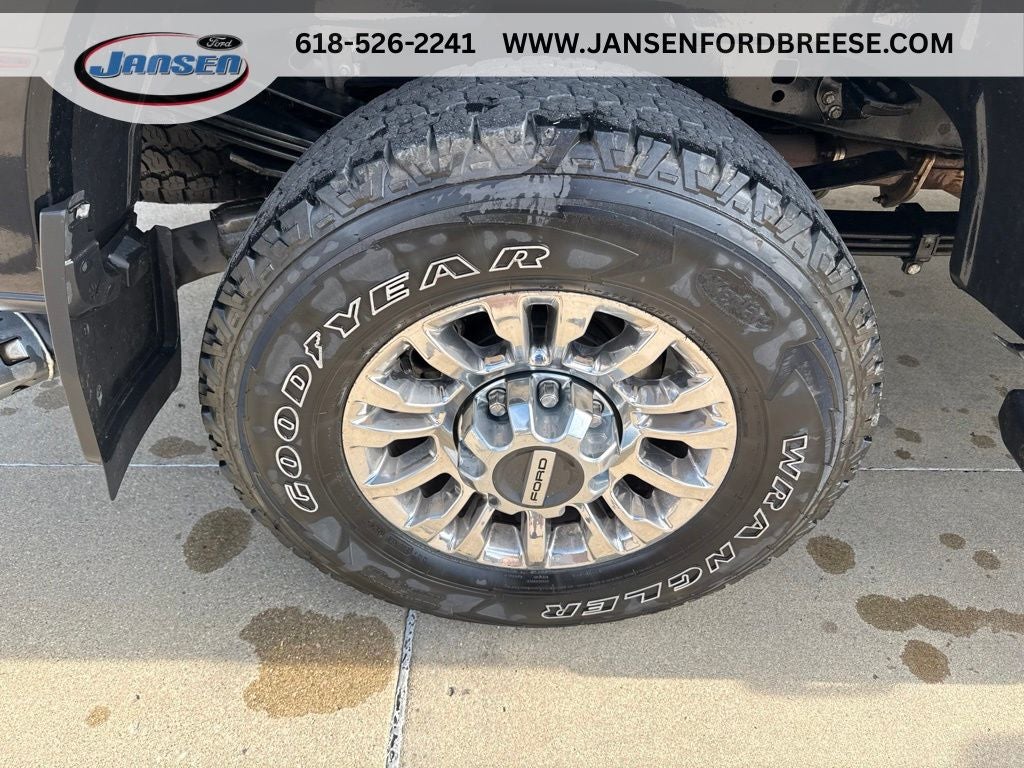 2022 Ford F-350SD Lariat