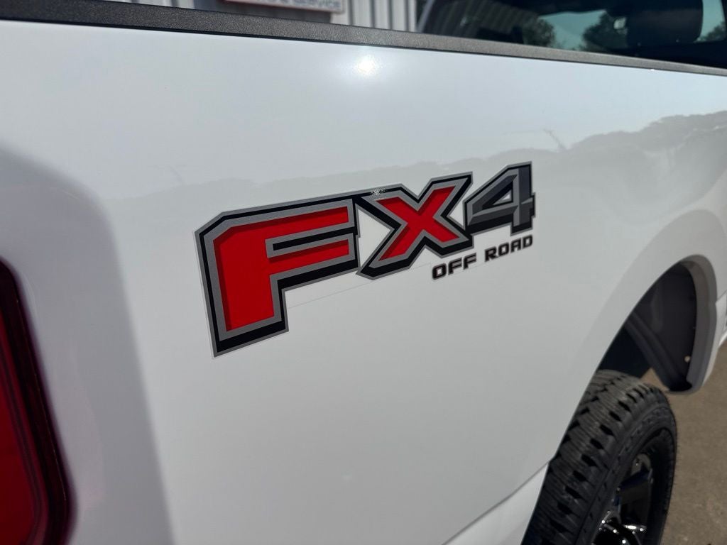 2027 Ford F-350SD XL