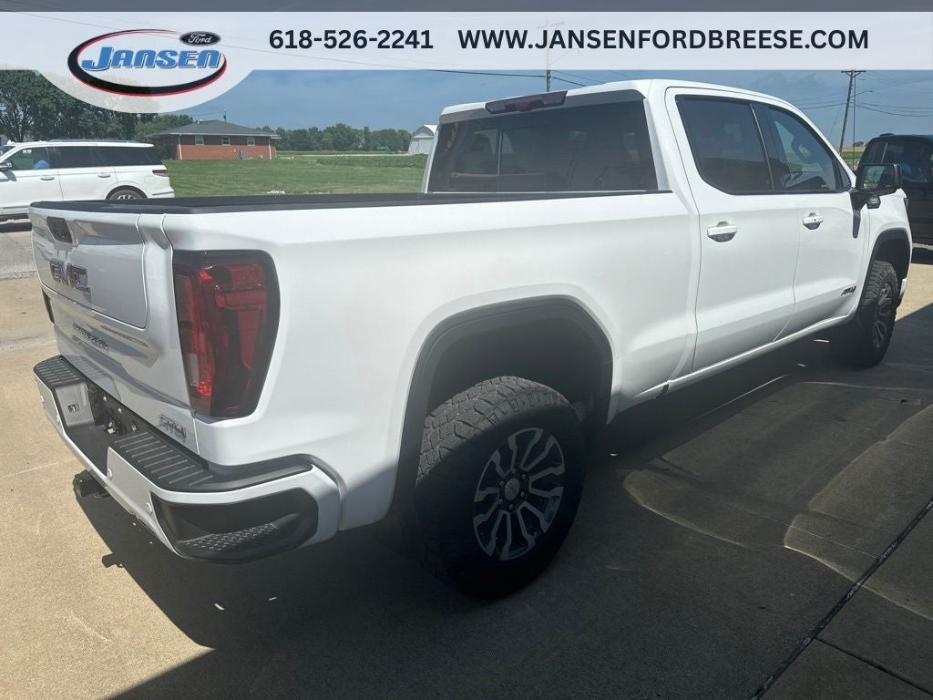 2023 GMC Sierra 1500 AT4