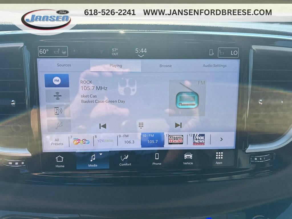 2025 Chrysler Pacifica Select