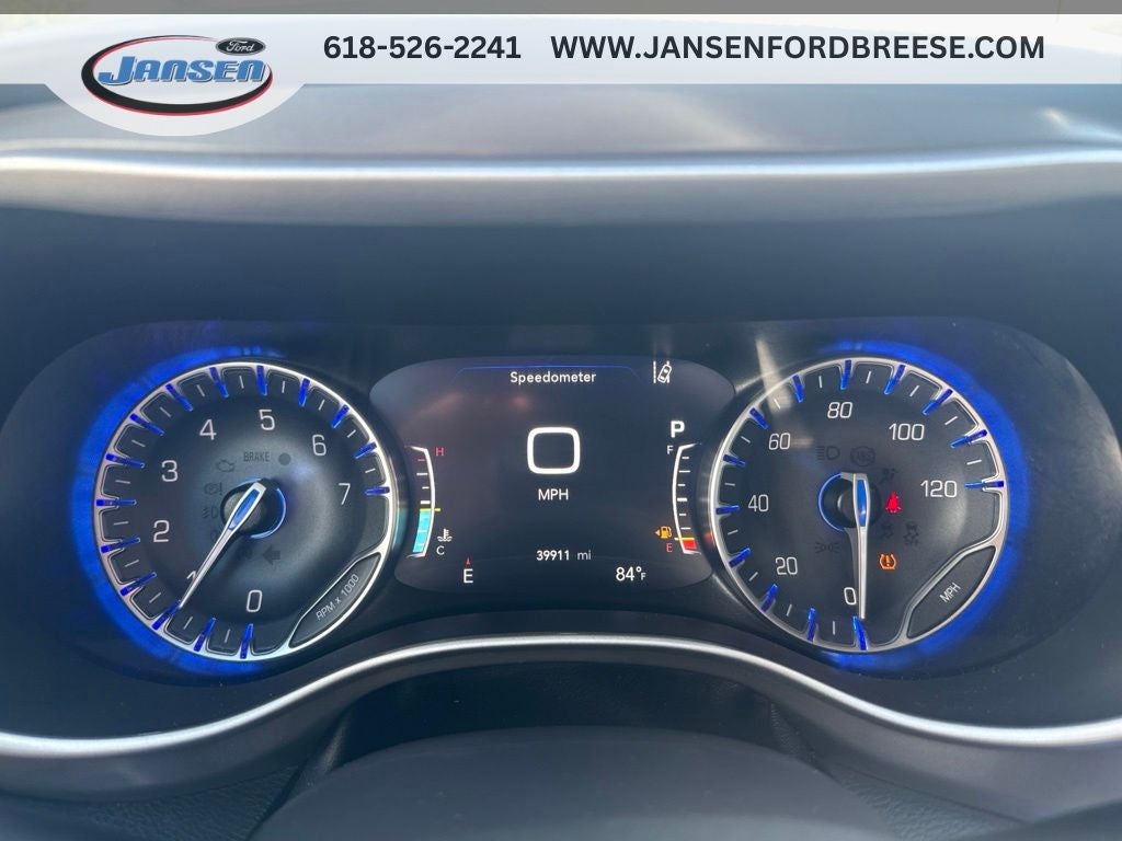 2025 Chrysler Pacifica Select