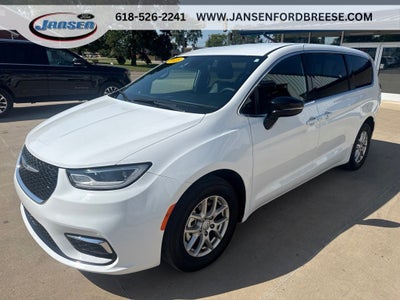 2025 Chrysler Pacifica Select