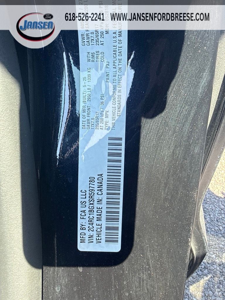 2025 Chrysler Pacifica Select