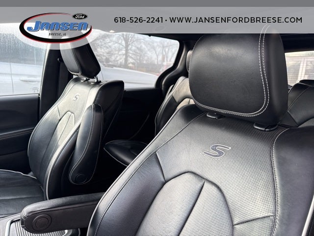 2020 Chrysler Pacifica Hybrid Limited