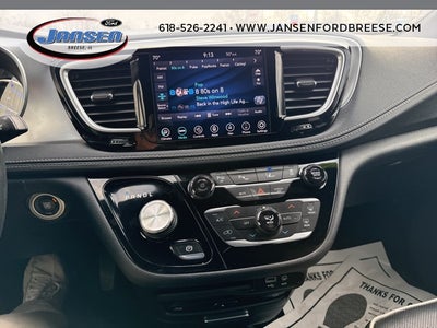 2020 Chrysler Pacifica Hybrid Limited