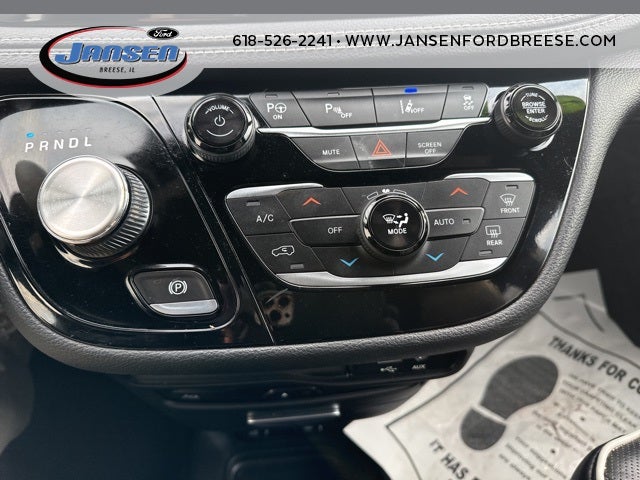 2020 Chrysler Pacifica Hybrid Limited