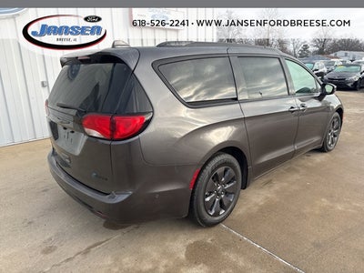2020 Chrysler Pacifica Hybrid Limited