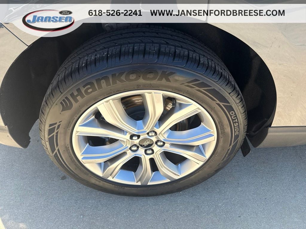 2024 Ford Edge Titanium