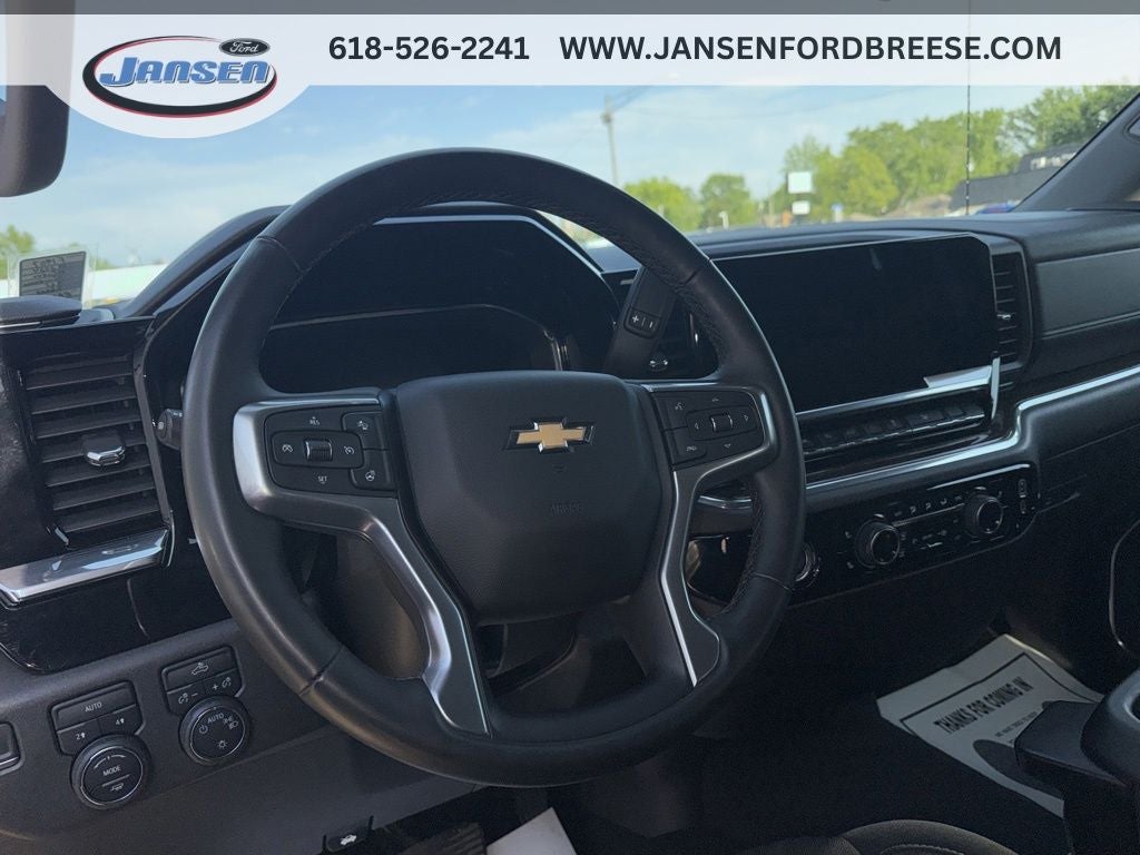2024 Chevrolet Silverado 1500 LT
