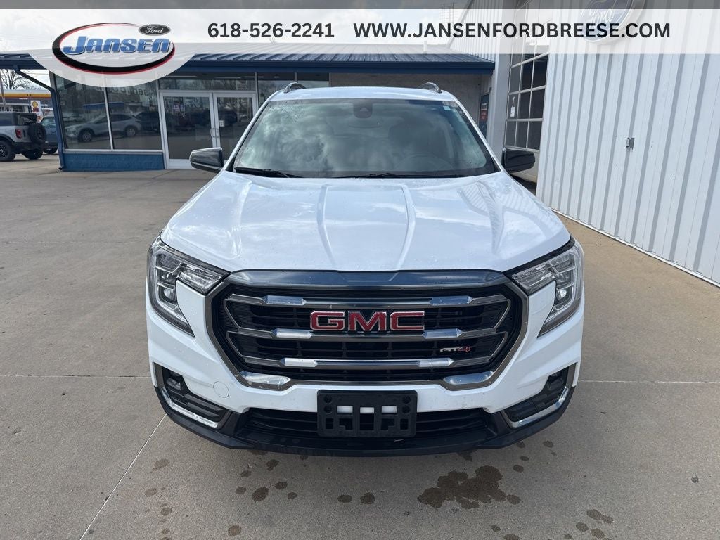 2023 GMC Terrain AT4