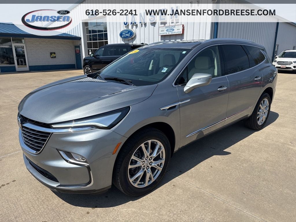 2024 Buick Enclave Essence