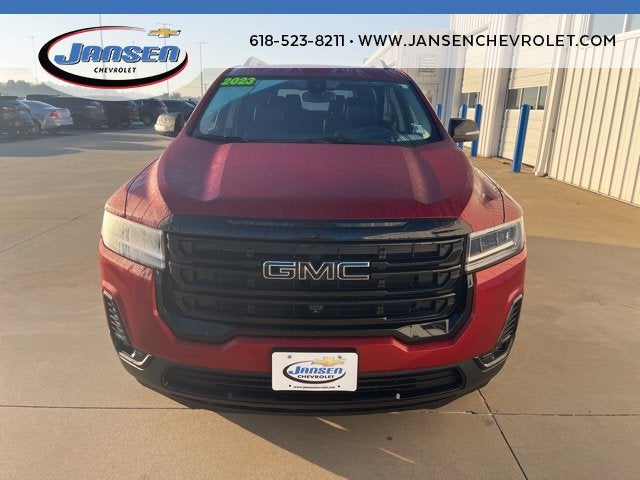 2023 GMC Acadia SLT
