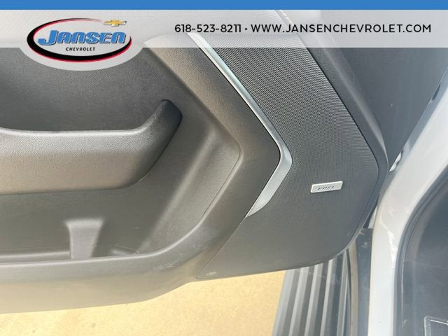 2022 GMC Yukon XL AT4